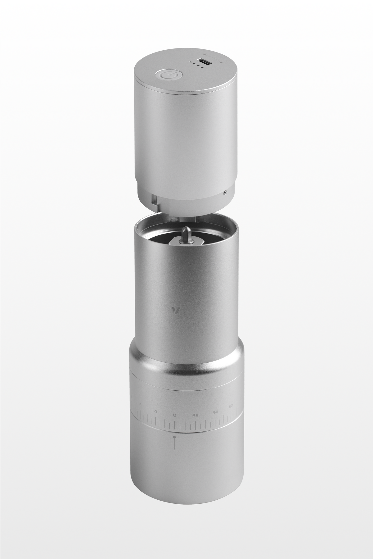 The bayonet motor connection, up close.