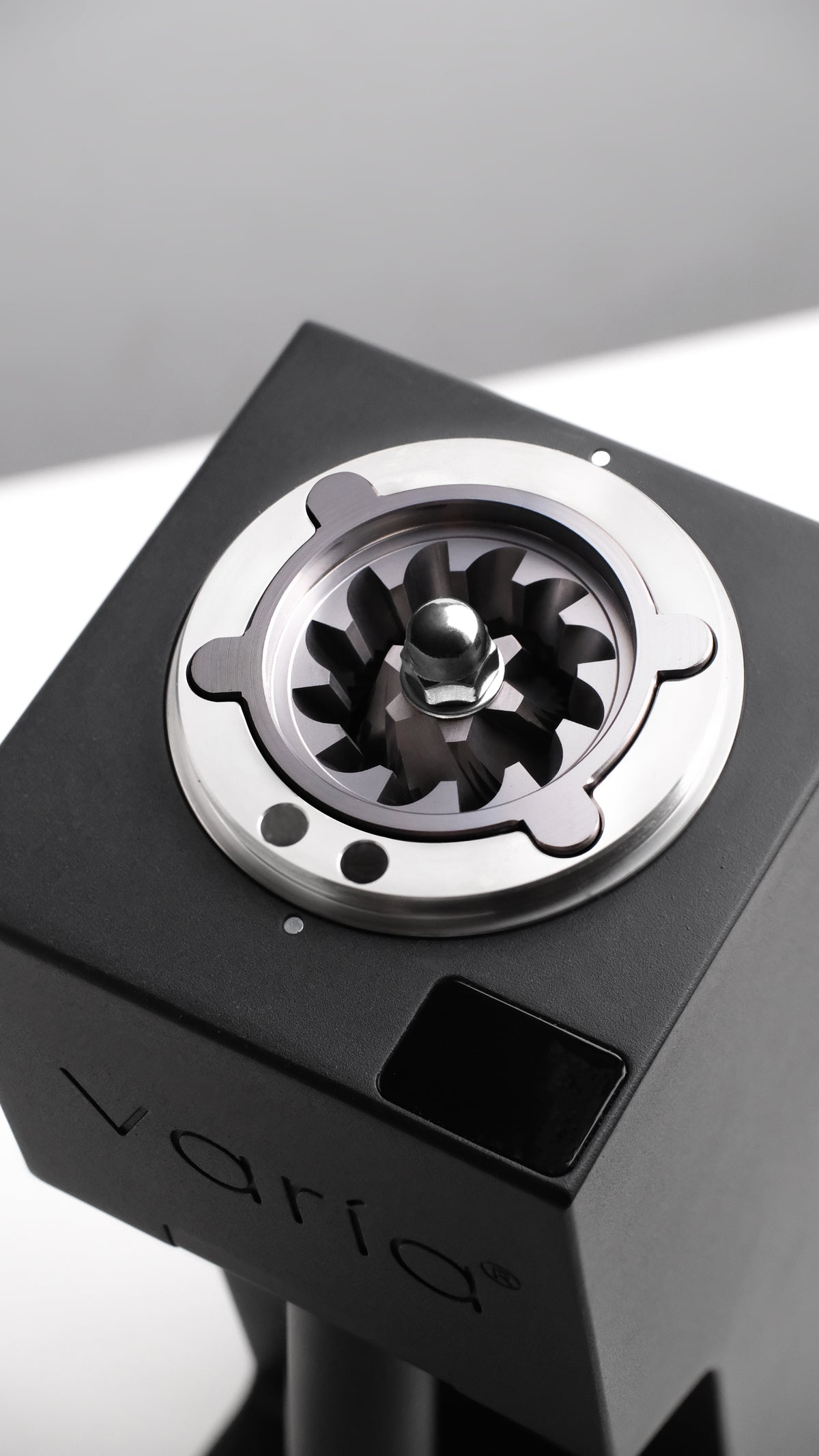 Hypernova ULTRA conical burr assembly in a black VS6